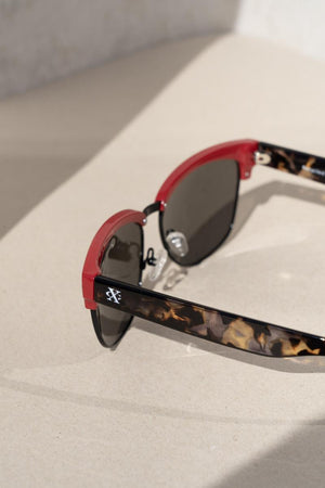Phoenix - Firenze Red + Ivory Tortoise